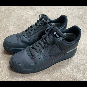 Nike Gore-Tex Air Force 1’s.